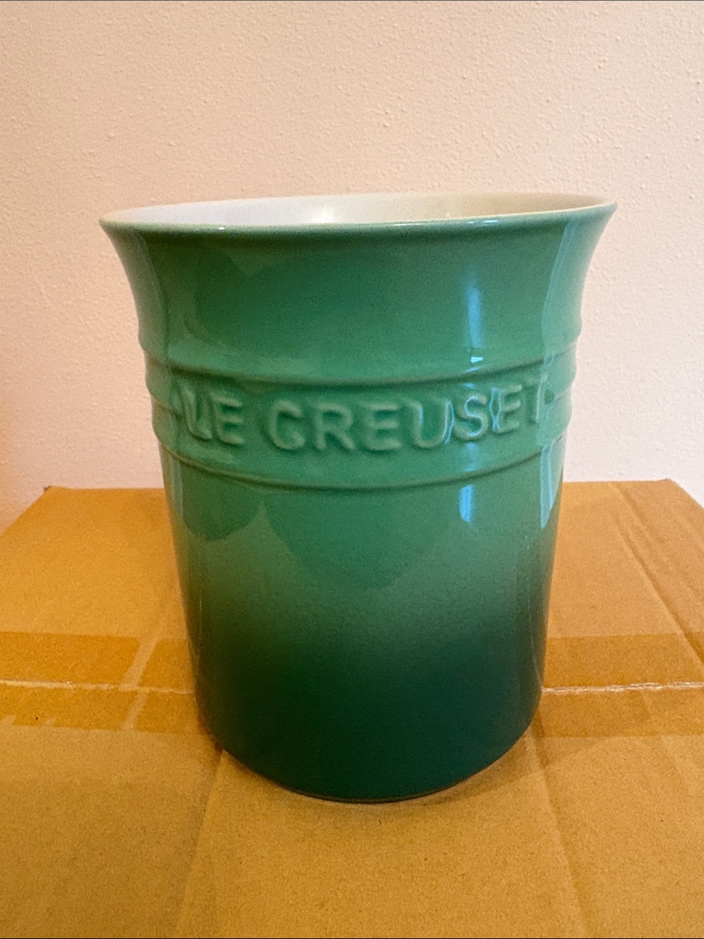 Le Creuset 1L Ceramic Utensil Holder, Bamboo Green